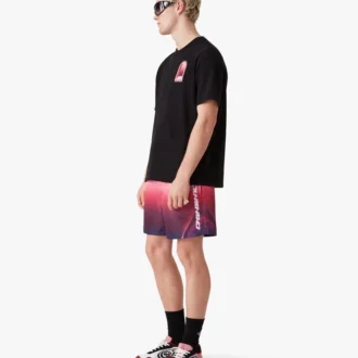 Badshorts med auberginefärgat gradienttryck