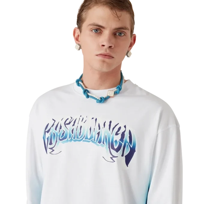 Blått knutet halsband