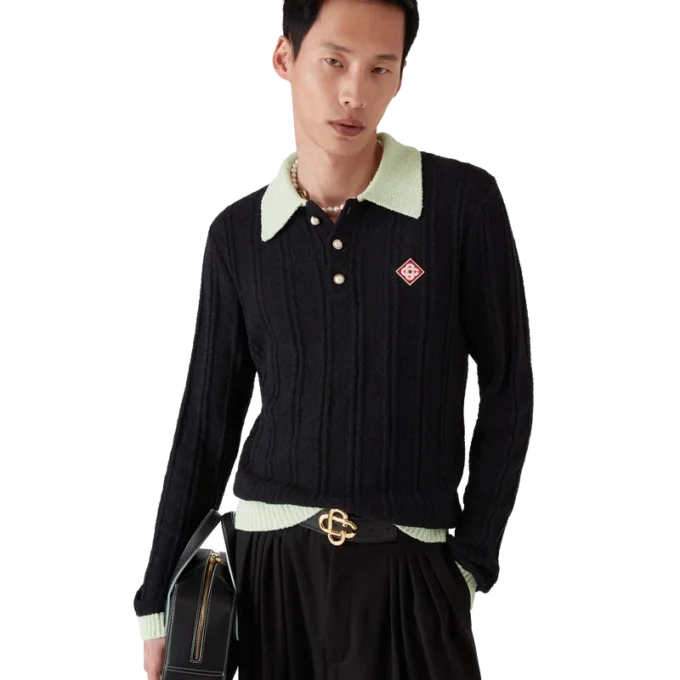 Bouclé-pikétröja med långa ärmar Bouclé-pikétröja med långa ärmar