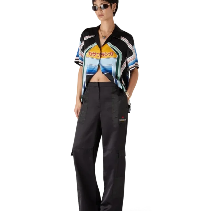 Cargobyxor i nylon och satin med bergskamouflage