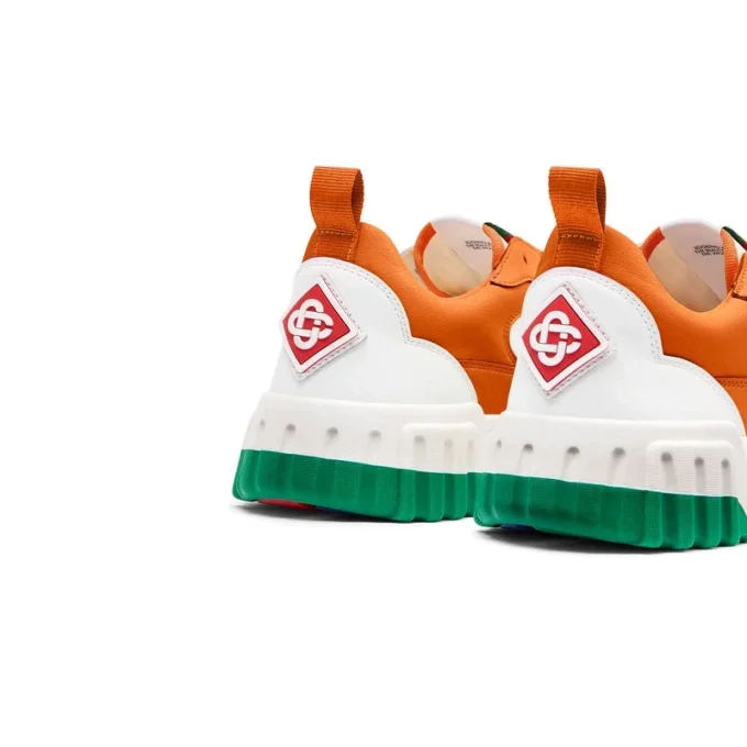 Court orange-vita sneakers för herr