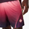 Fotbollsshorts i auberginefärgad gradient