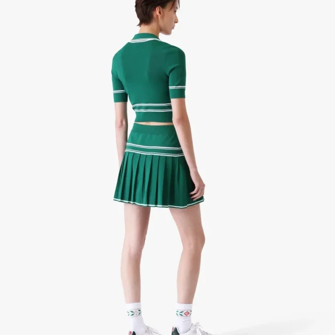 Grön plisserad minikjol i stickat