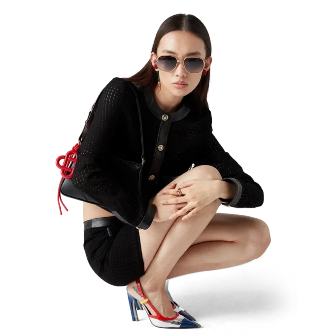 Kort skräddarsydd jacka med öppen väv