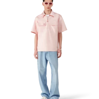 Kortärmad skjorta i satin med kvartslång dragkedja på shortsen