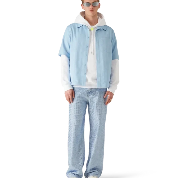 Ljusblå kortärmad skjorta med monogram