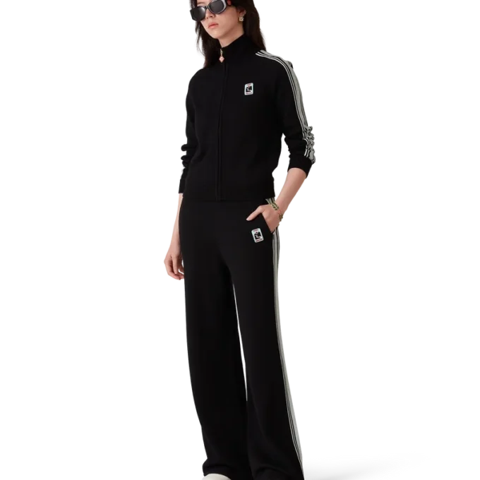 Merino-stickad träningsjacka Merino-stickad träningsjacka