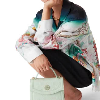 Mini Jeanne-väskan med präglat mintgrönt monogram