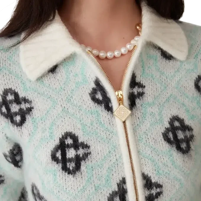 Mohair-tröja med monogram och dragkedja Mohair-tröja med monogram och dragkedja