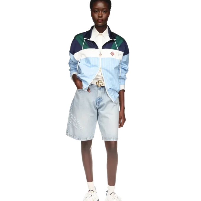 Nylonjacka med smala ränder