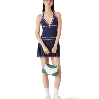 Plisserad halterneckklänning