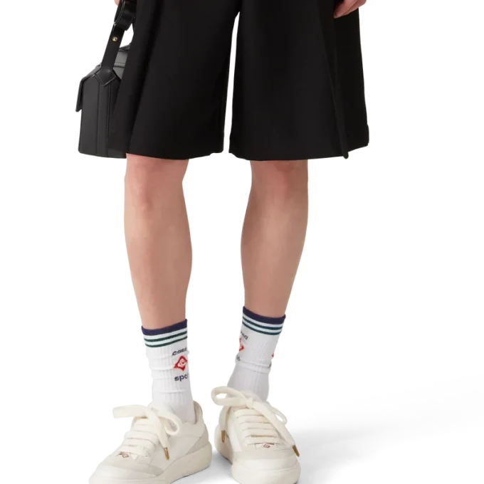 Plisserade skräddarsydda shorts i ull