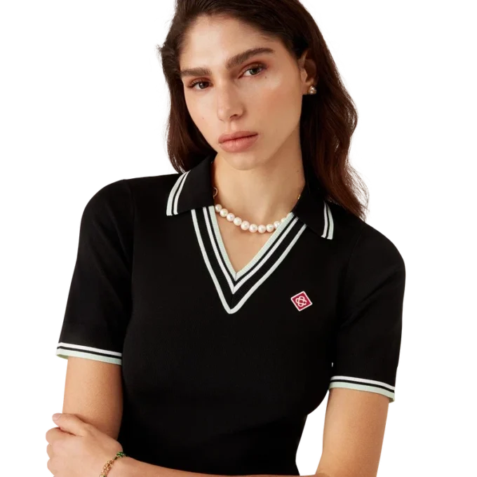 Poloklänning i viskos med V-ringning Poloklänning i viskos med V-ringning