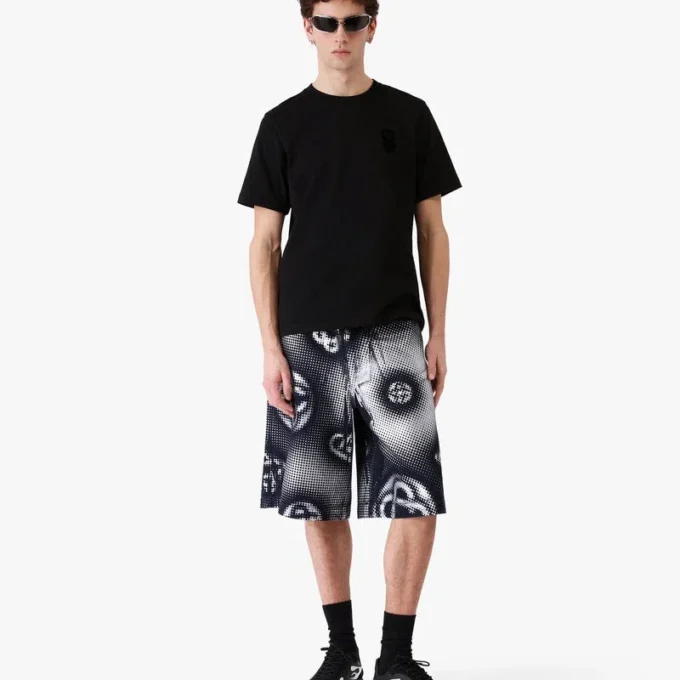 Pärlemorskimrande monogram-jeansshorts Pärlemorskimrande monogram-jeansshorts