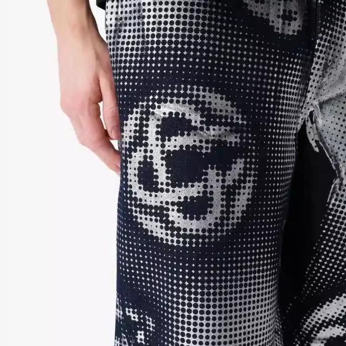 Pärlemorskimrande monogram-jeansshorts Pärlemorskimrande monogram-jeansshorts