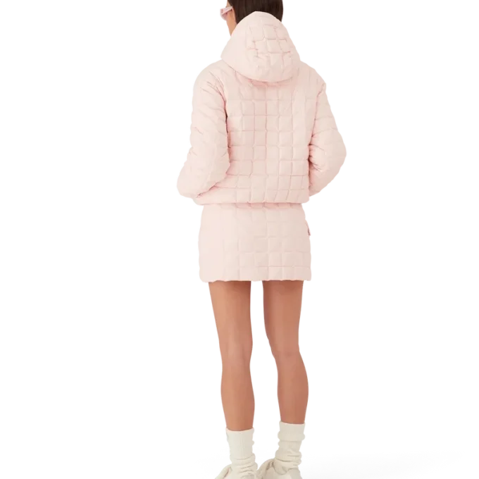 Quiltad jacka med huva i nylon Quiltad jacka med huva i nylon