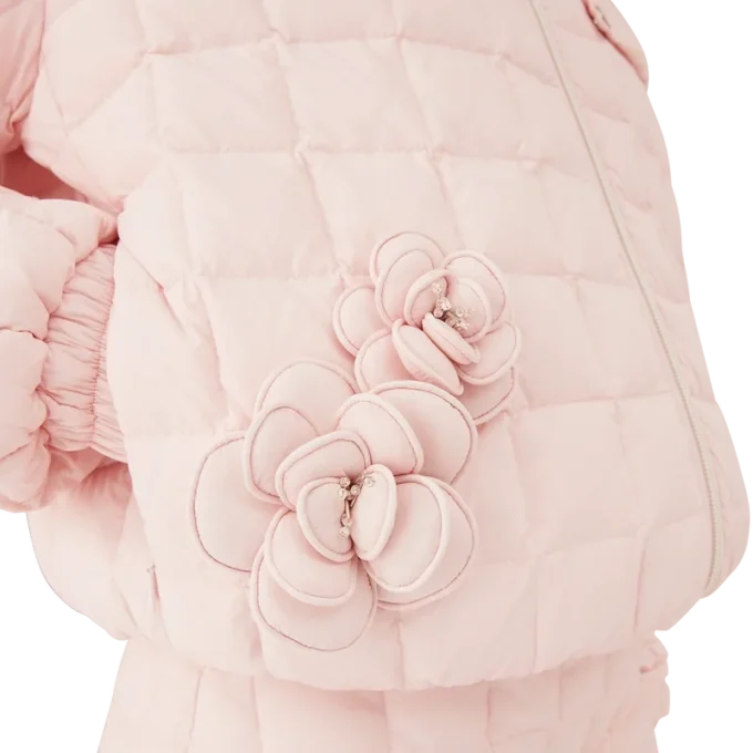 Quiltad jacka med huva i nylon Quiltad jacka med huva i nylon