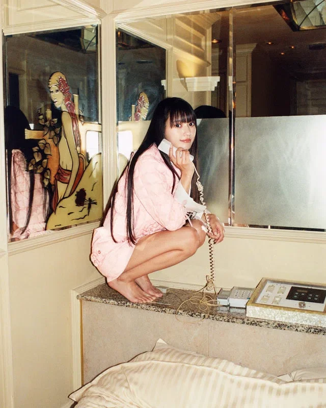 Quiltad jacka med huva i nylon Quiltad jacka med huva i nylon