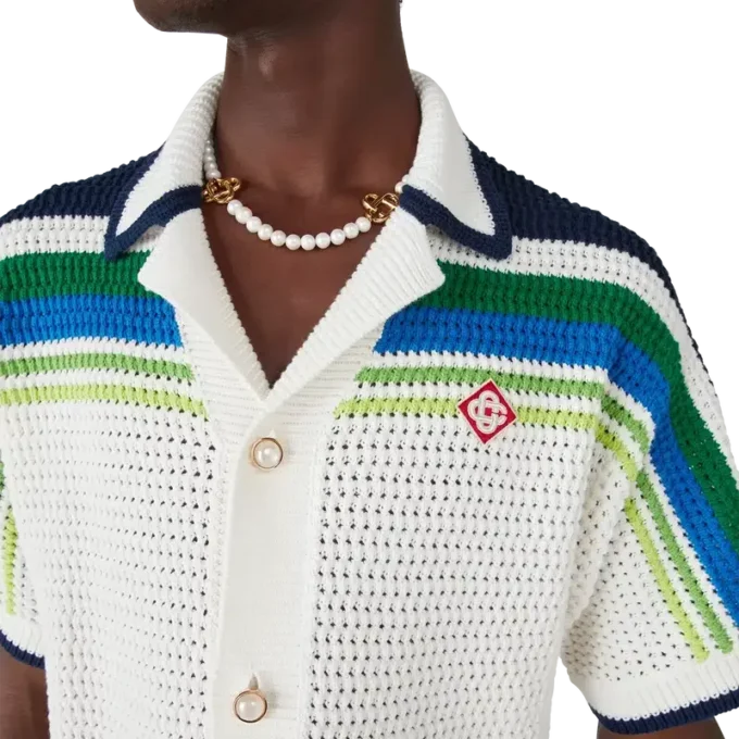 Randig kortärmad stickad skjorta