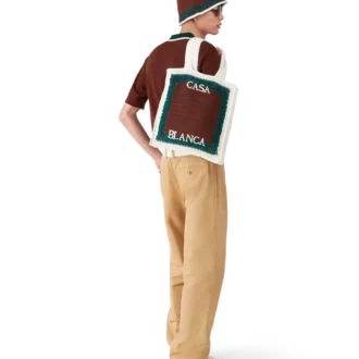 Randig virkad väska