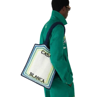 Randig virkad väska