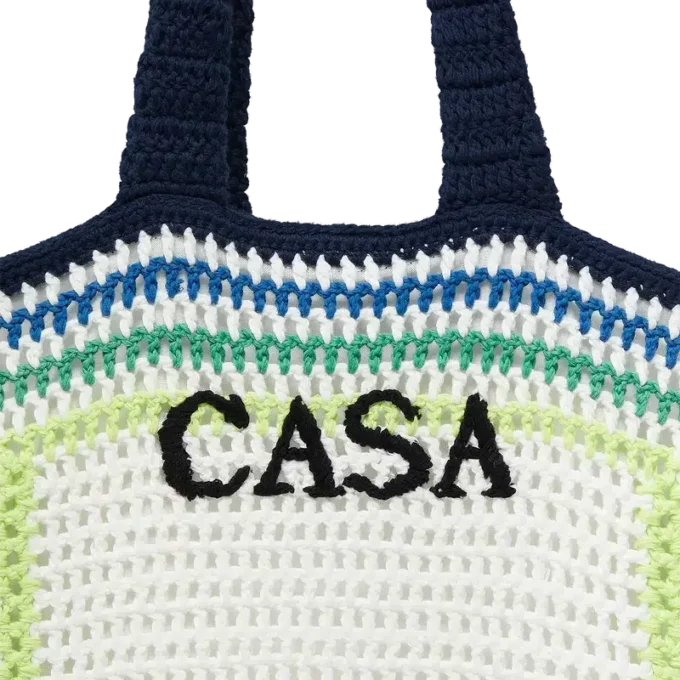 Randig virkad väska