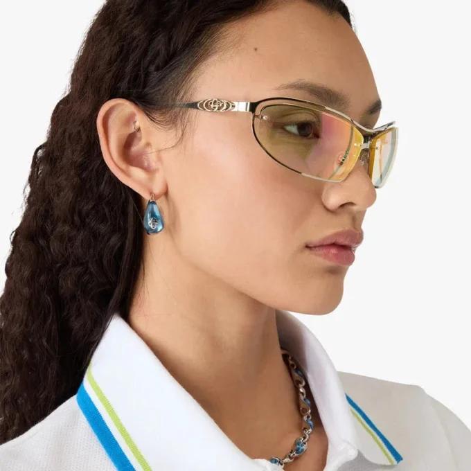 Silver- och blå vattendroppsörhängen i mässing Silver- och blå vattendroppsörhängen i mässing