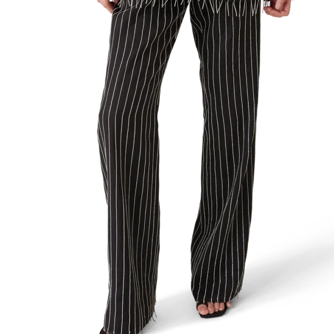 Skräddarsydda byxor med kristallprydnader