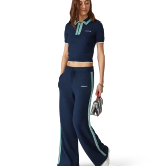 Stickad tennis-skjorta