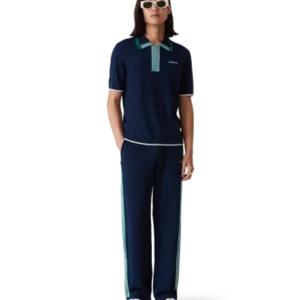 Stickad tennis-skjorta