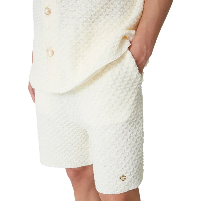 Strickade shorts med struktur