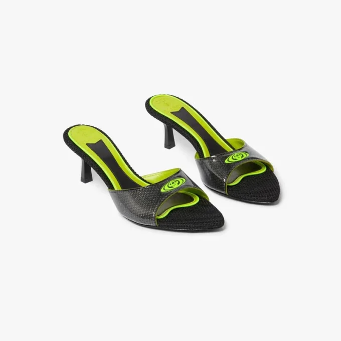 Svarta mulesandaler med klack