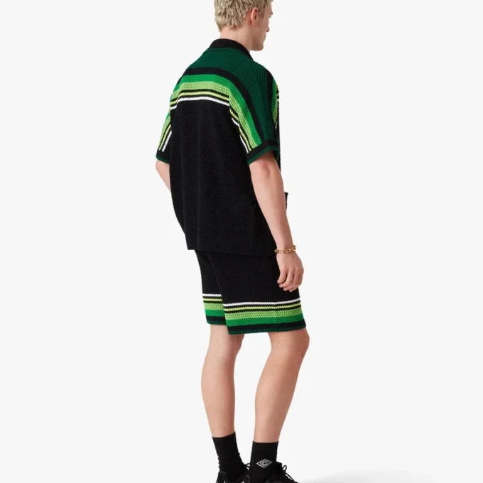 Svarta virkade shorts