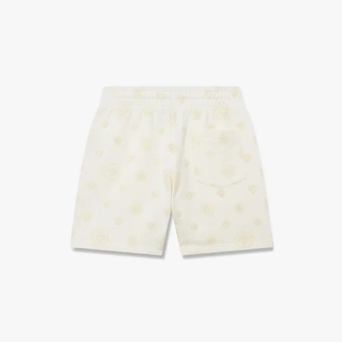 Sweatshorts med applikation i benvitt monogram