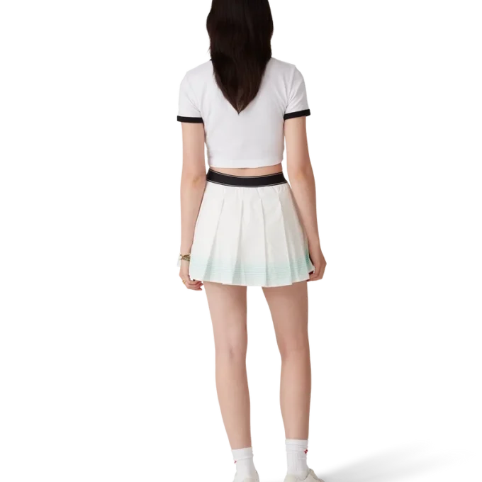 T-shirt med gradientrandig krage