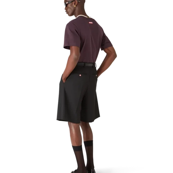 T-shirt med kort ärm och logotyp