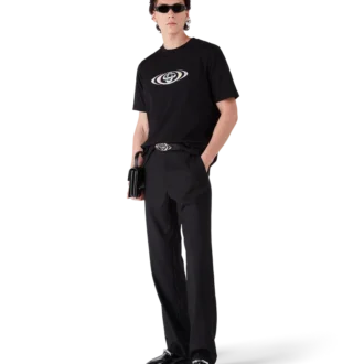 T-shirt med Warped-logotyp och korta shorts