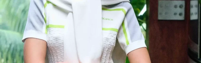 Tenniskavaj med dragkedja