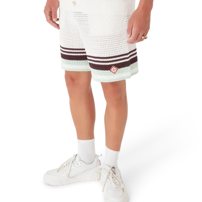 Tennisshorts i virkat bomullstyg Tennisshorts i virkat bomullstyg