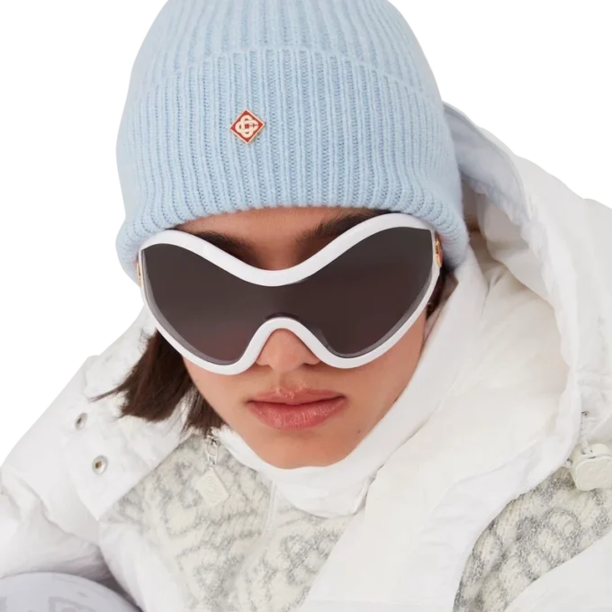 Ullmössa med ribbstickning