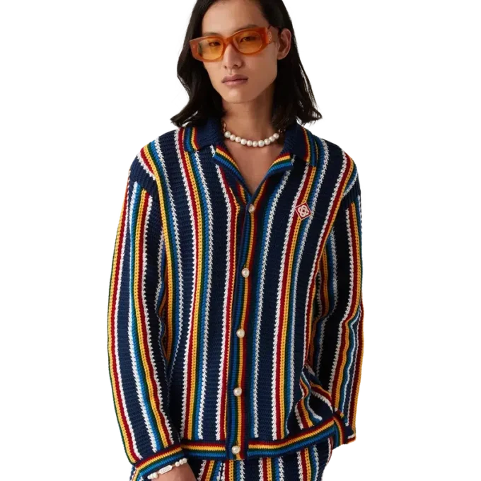 Virkad randig skjorta