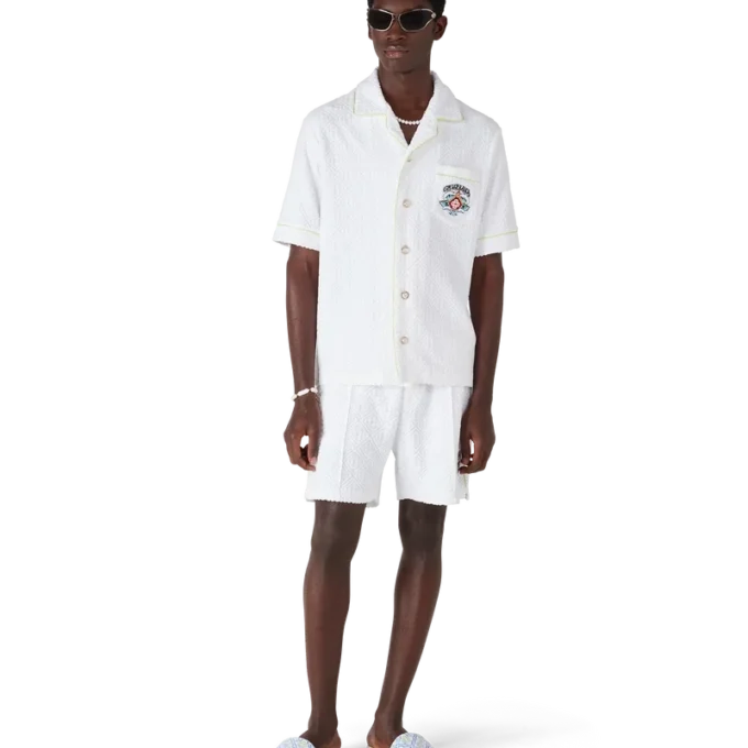 Vit klassisk kortärmad frotté-skjorta med shorts