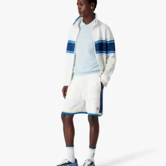 Vita och blå virkade shorts